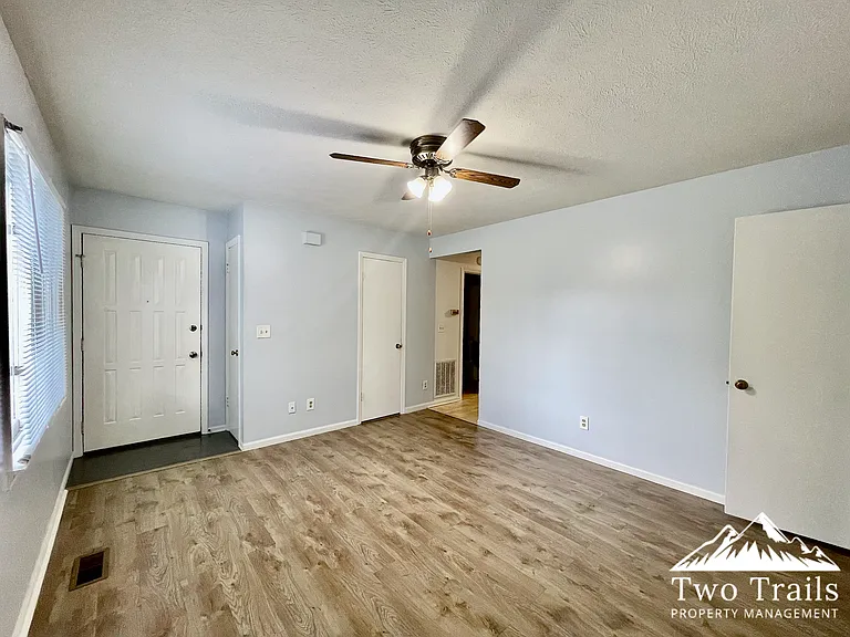 316 Huff St #2B — Photo 2