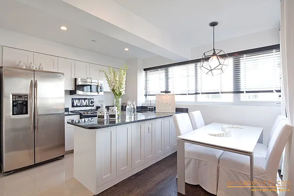 Sold by aptsandlofts.com | media 20