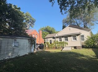 1014 W Groveland Ave, Peoria, IL
