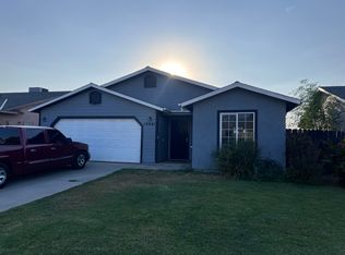 14641 Walker Rd, Poplar, CA 93257