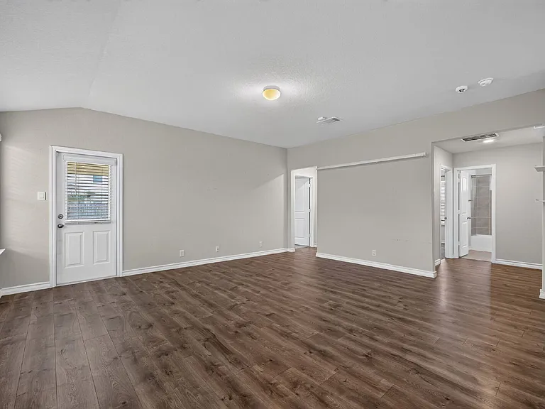 731 Overlook Rdg — Photo 8