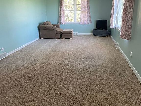 4th image of 2340 E Napier Ave