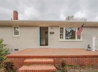 1828 Stockton Dr, Fayetteville, NC 28304