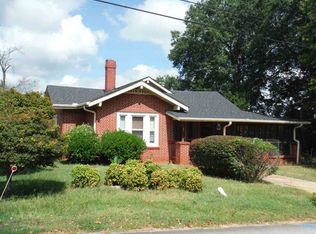 108 Riley St, Westminster, SC 29693