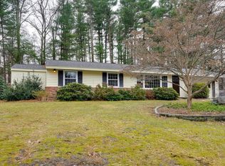 11 Regina Dr, Chelmsford, MA 01824