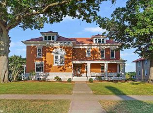 729 Grand Ave, Keokuk, IA 52632
