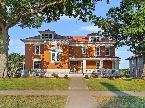 729 Grand Ave, Keokuk, IA 52632