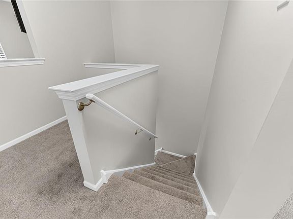 5th image of 306 Mews Dr