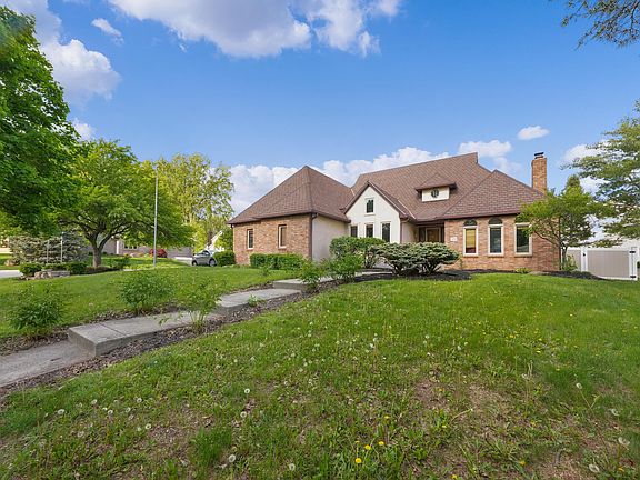 2nd image of 498 Olde Mill Dr