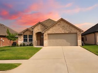 808 Tippit Ln, Greenville, TX 75402