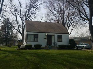 16846 Riverside Dr, Tinley Park, IL 60477