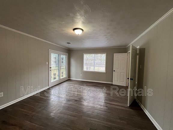 3rd image of 3213 Harvester Ln