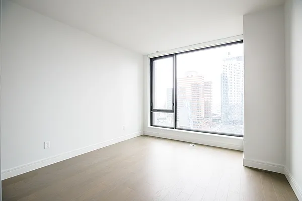 Rented by Greystar | media 4