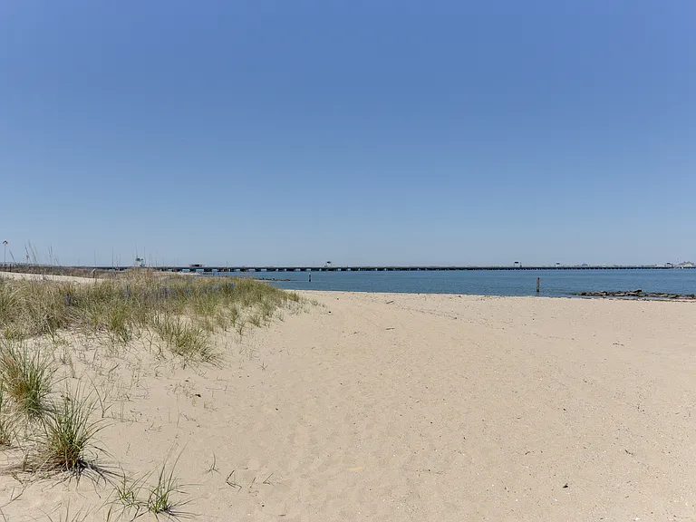 1508 W Ocean View Ave #1 — Photo 16