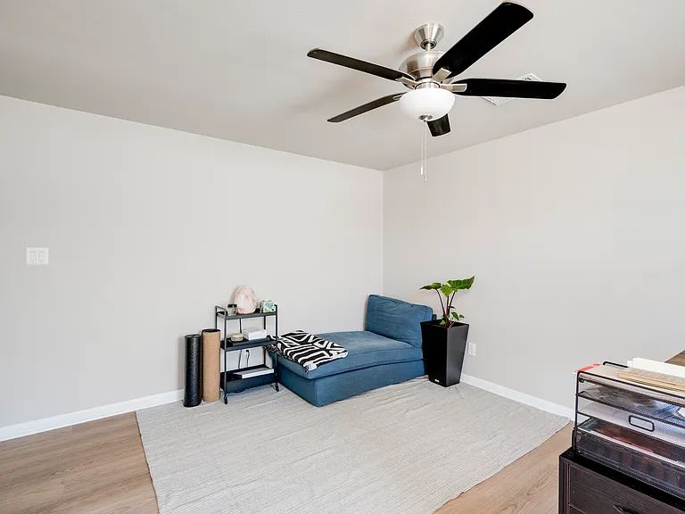 709 Tinton Falls Ln — Photo 31