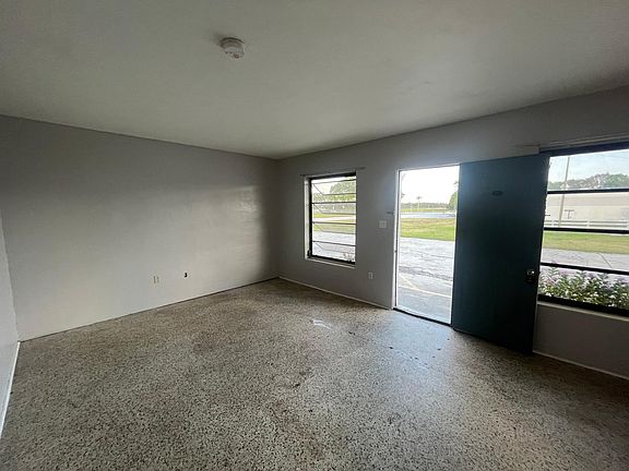 2nd image of 6480 Miami Dr #114