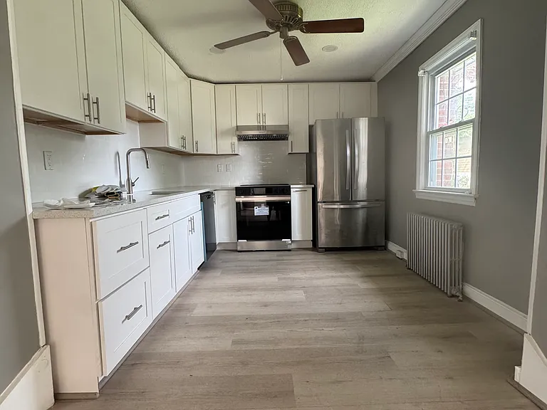 505 Saint Marks St #1 — Photo 6