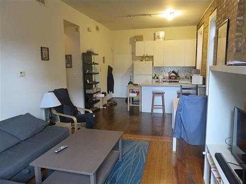 2nd image of 1451 W Augusta Blvd #2RR