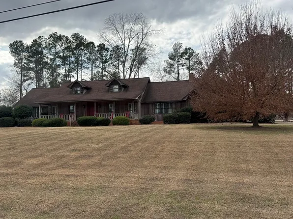 310 Lakewood Dr, Tifton, GA 31793