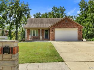 9940 E Concord Rd, Saint Louis, MO 63128