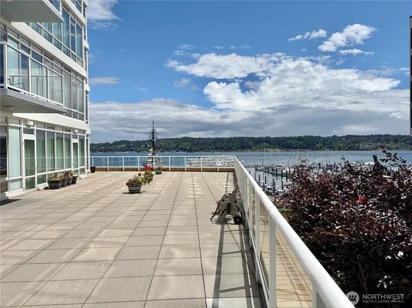 320 Washington Avenue #104, Bremerton, WA 98337