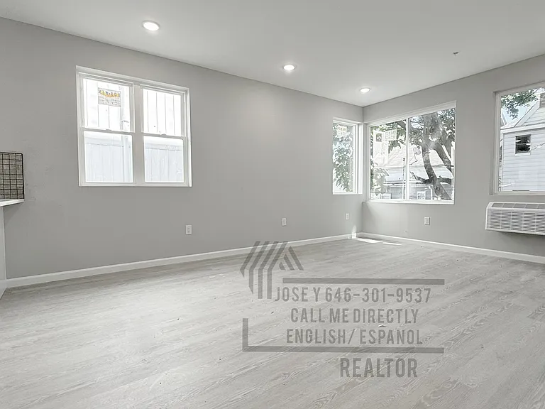 240-242 Harrison St #200 — Photo 6