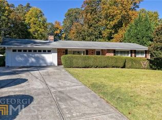 23 Old Farm Rd, Marietta, GA 30068