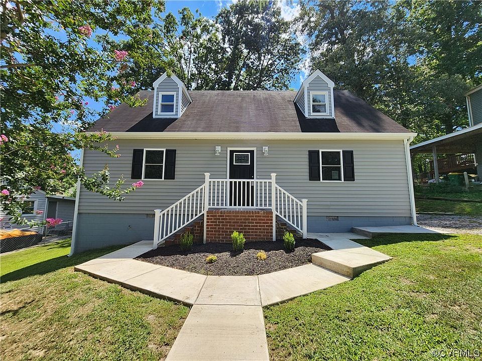 1st image of 355 Red Oak Dr