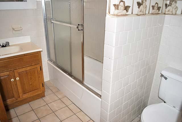 1st image of 73 Grosvenor Ave #3