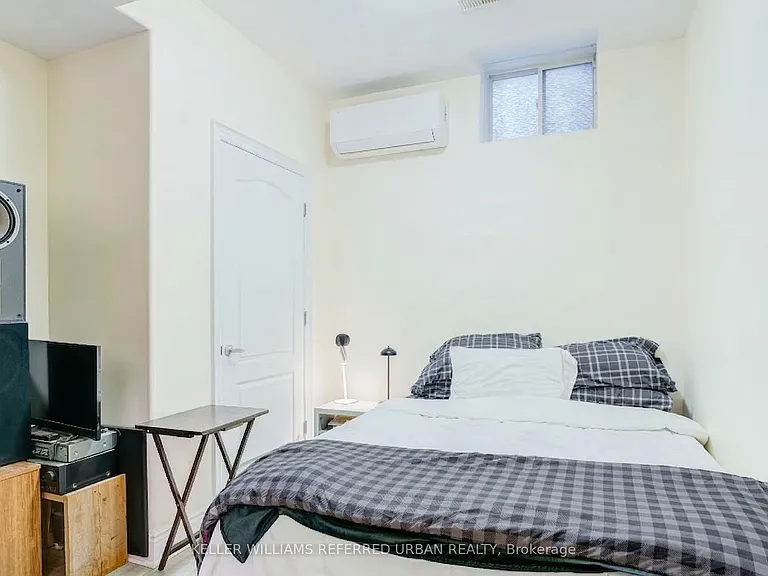 161 Vanda Dr #BASEMENT — Photo 8