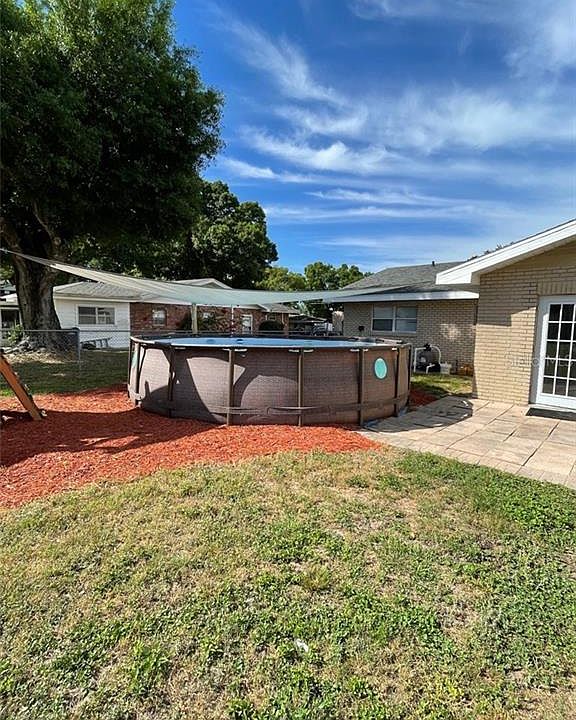 2nd image of 124 Alachua Dr