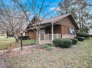 2839 S 3rd St, Niles, MI 49120