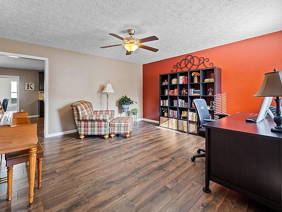 2nd image of 6110 Munsee Dr