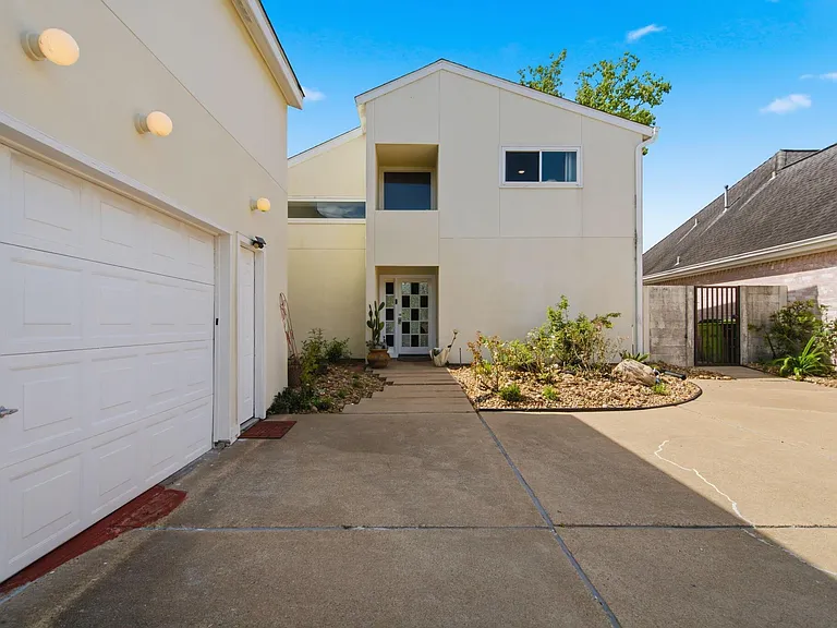2810 Lake View Dr — Photo 38