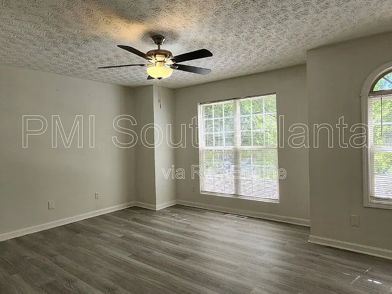 3021 Waldrop Cir — Photo 26