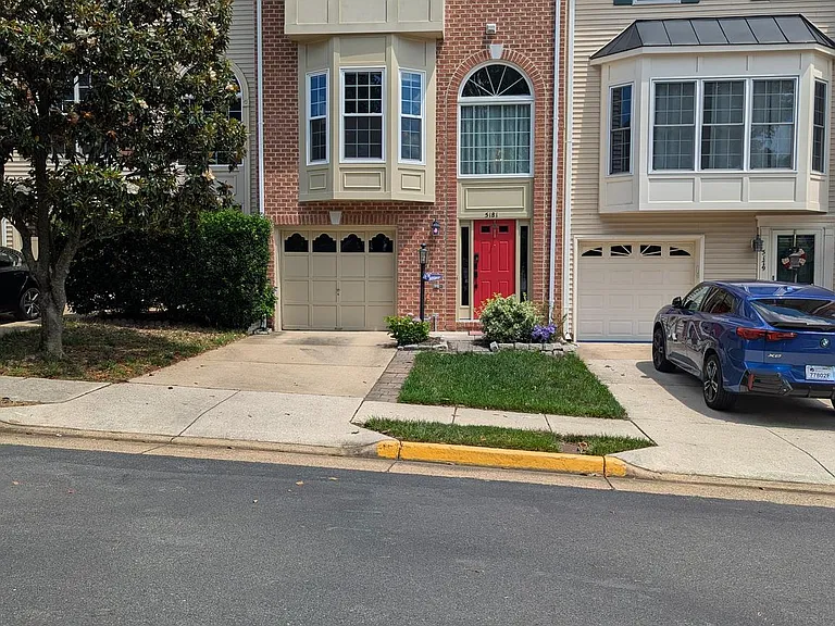 5181 Ballycastle Cir — Photo 1