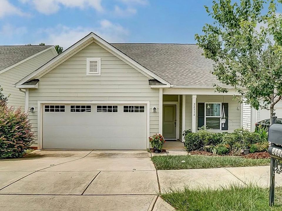 1st image of 24514 Blue Heron Cir