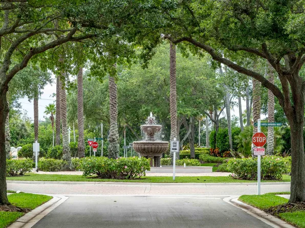 154 Santa Barbara Way, Palm Beach Gardens, FL 33410