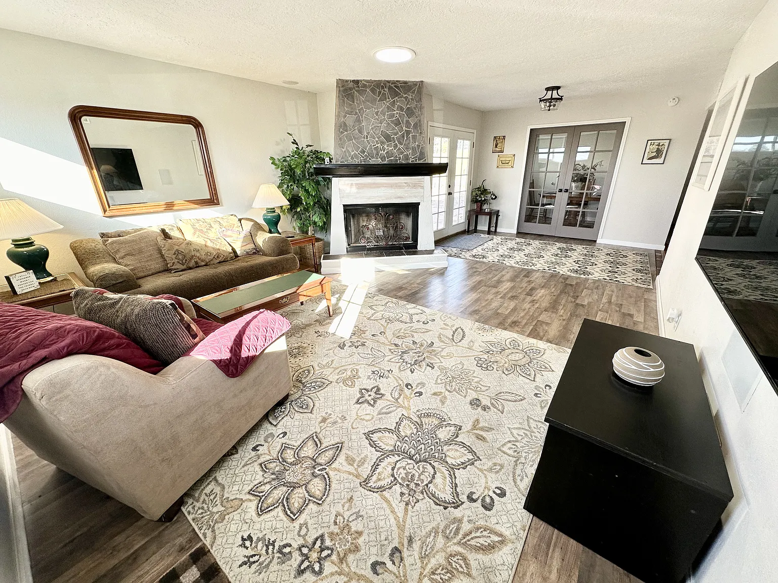 13368 Camino Del Norte NE — Photo 1