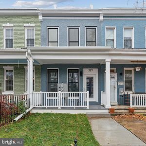 329 16th St SE, Washington, DC, 20003