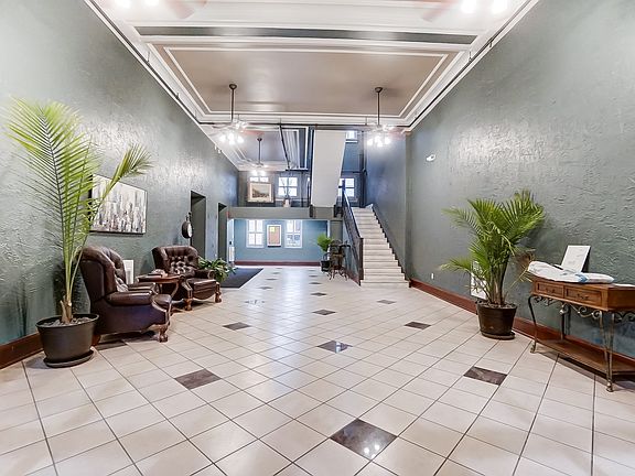 4th image of 112 W Washington Blvd APT 316