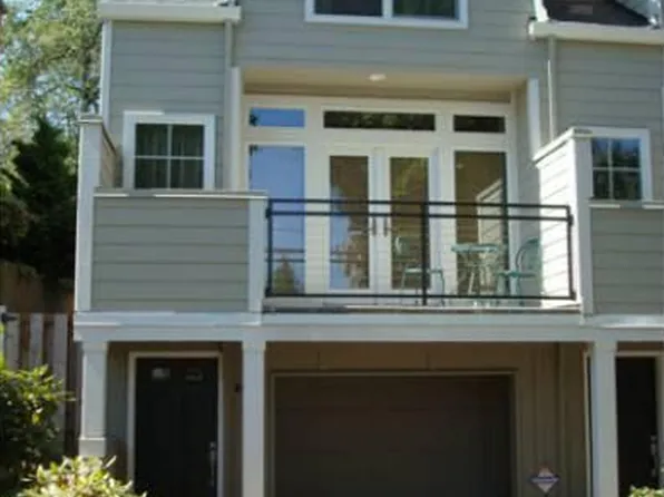 1721 NW 25th Ave, Portland, OR 97210
