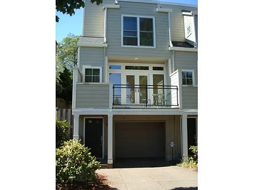 1721 NW 25th Ave Photo 1