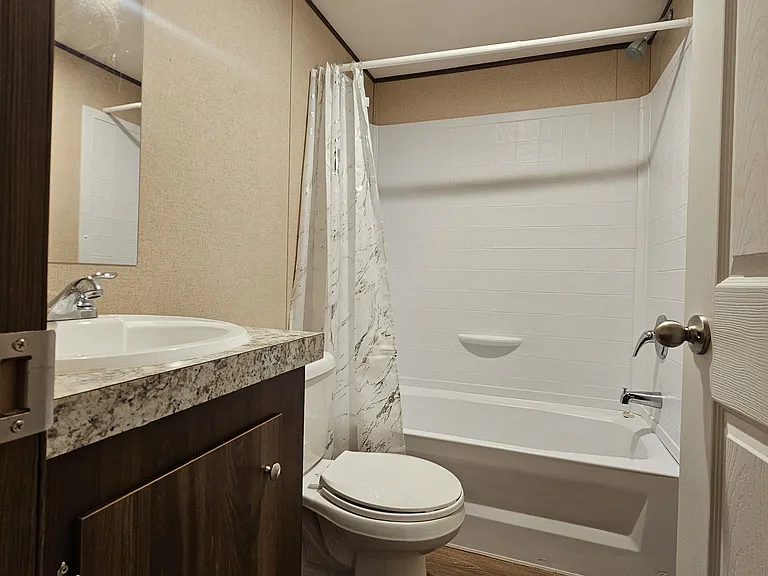 525 Kelly Rd #3 — Photo 14