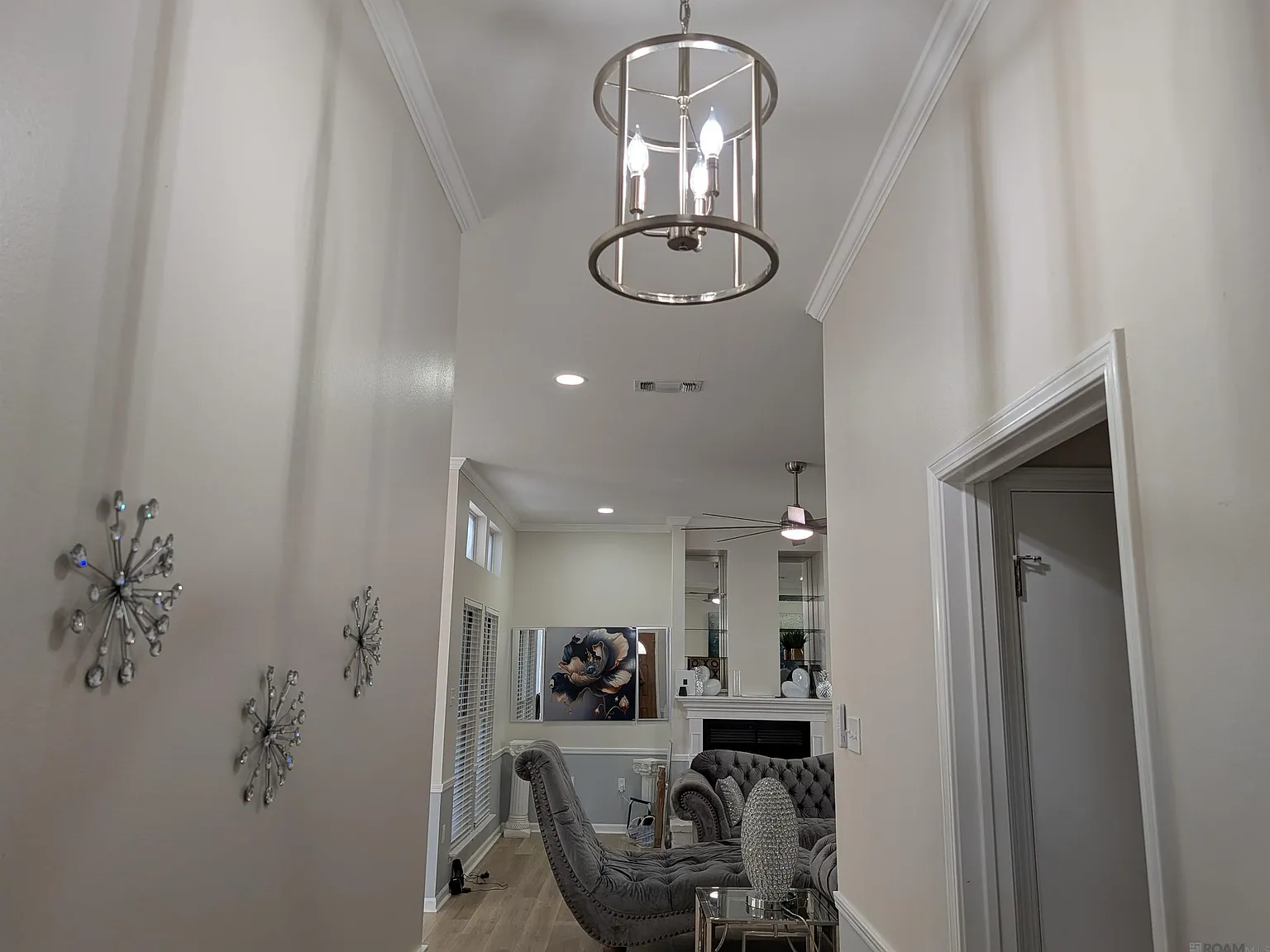 3 bed, 1717 sqft, $2,000 — Photo 3