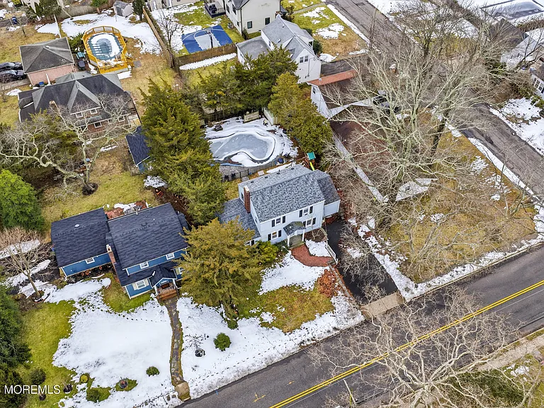 416 Roosevelt Ave — Photo 35