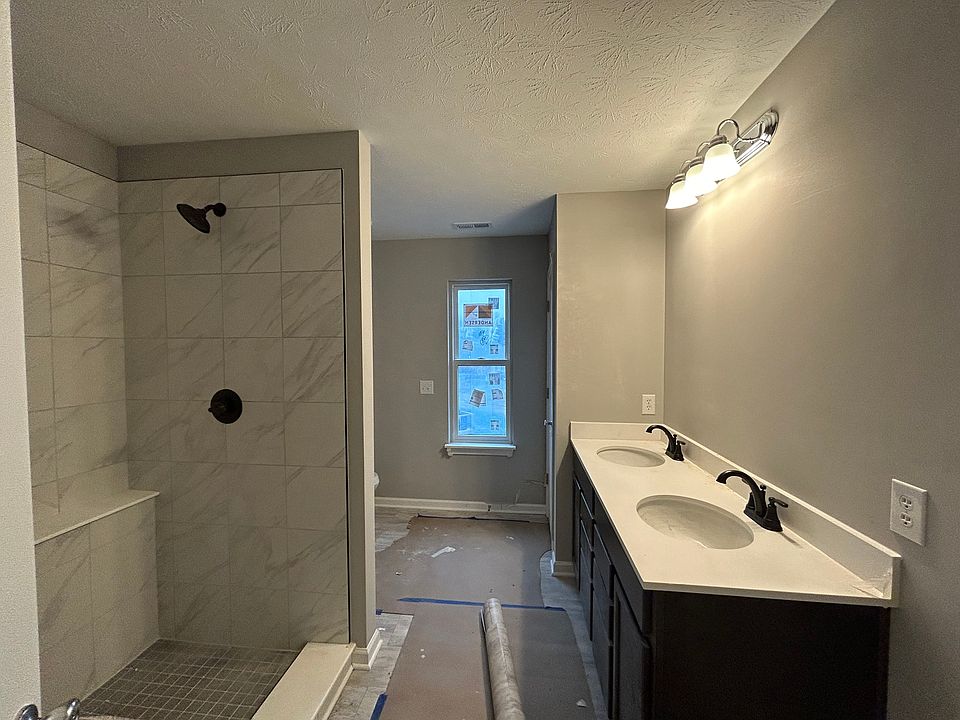 2nd image of 1837 S Reilly Ln