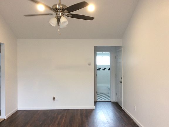 2nd image of 1729 N Gardiner Dr APT 8A