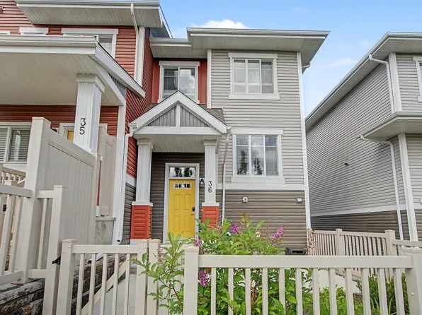 2905 141st St SW #36, Edmonton, AB T6W 3M4