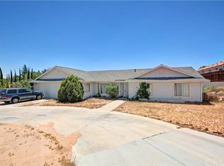 16369 Nisqualli Rd, Victorville, CA 92395